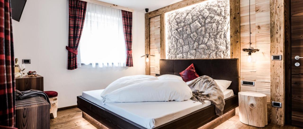Garni Residence Soraiser Selva di Val Gardena Bagian luar foto