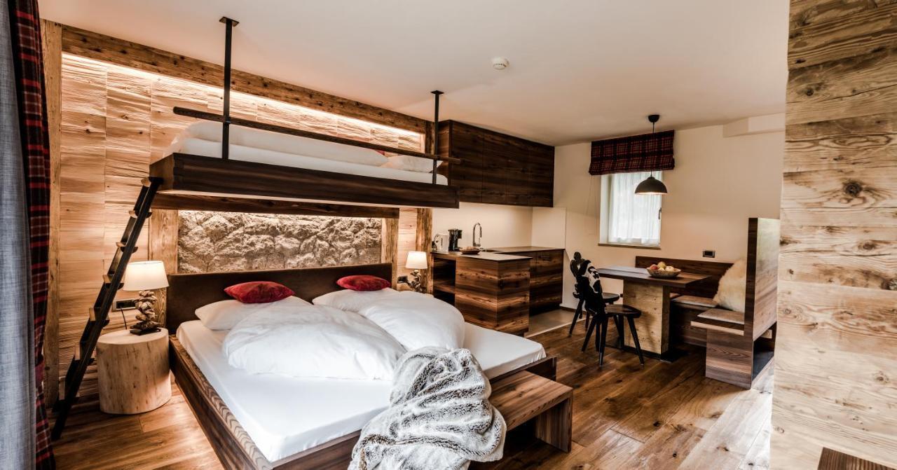 Garni Residence Soraiser Selva di Val Gardena Bagian luar foto