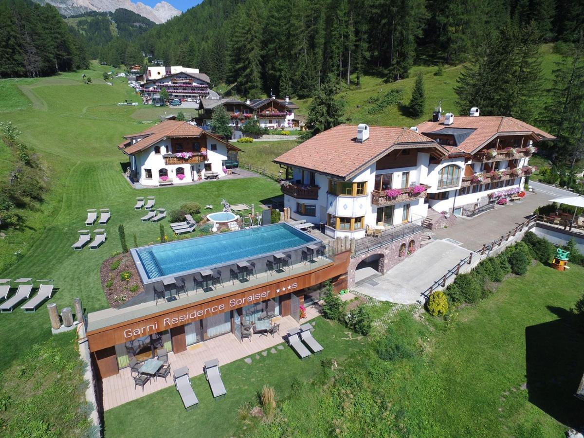 Garni Residence Soraiser Selva di Val Gardena Bagian luar foto