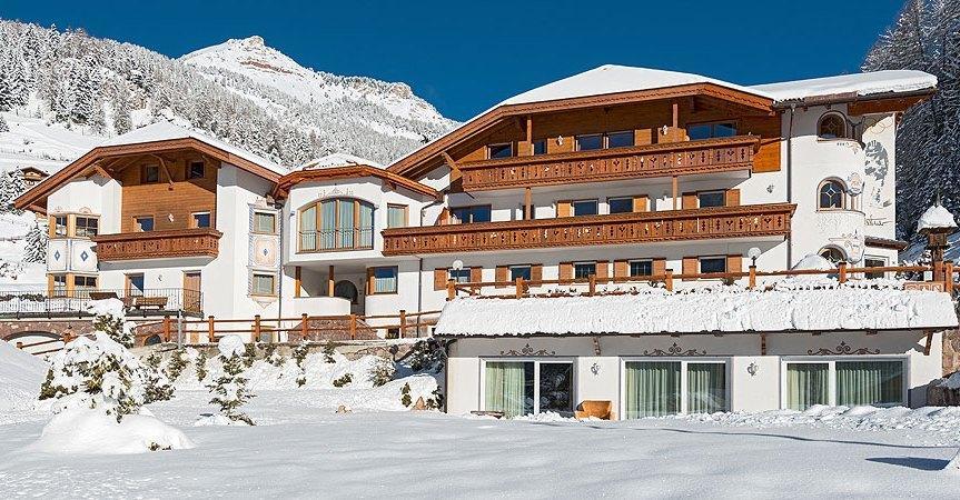 Garni Residence Soraiser Selva di Val Gardena Bagian luar foto