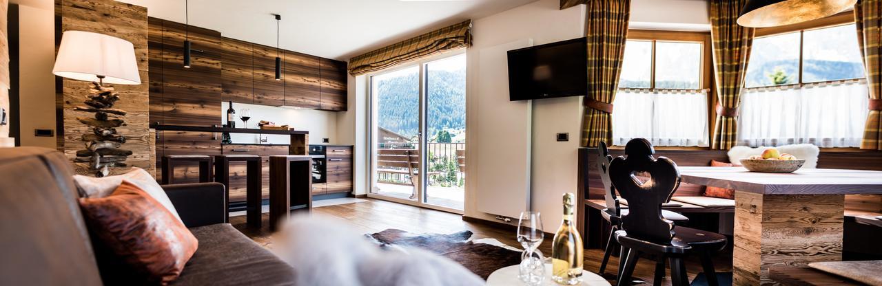 Garni Residence Soraiser Selva di Val Gardena Bagian luar foto